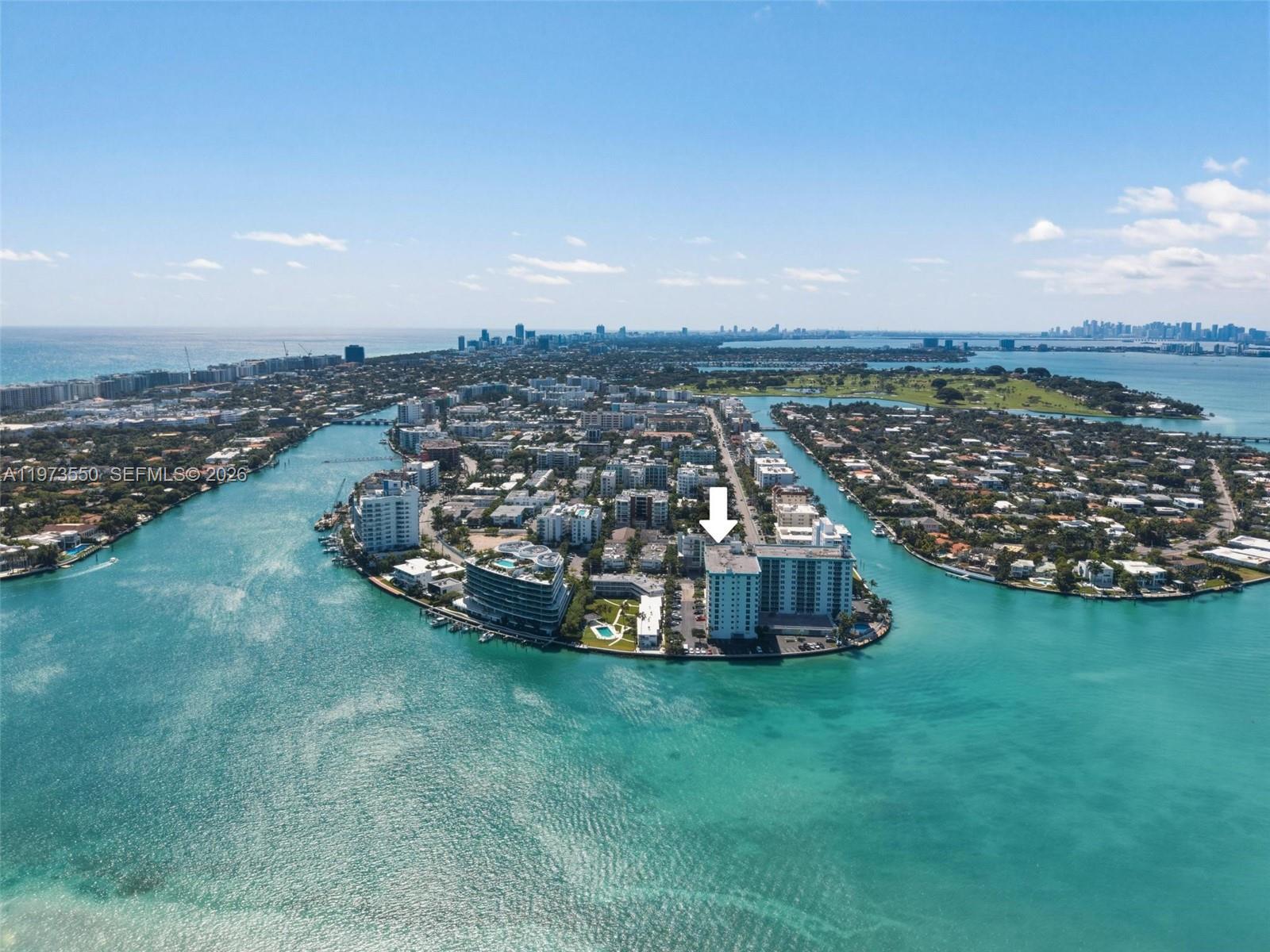 10350 W Bay Hbr Dr #PH-H Bay Harbor Islands, FL 33154