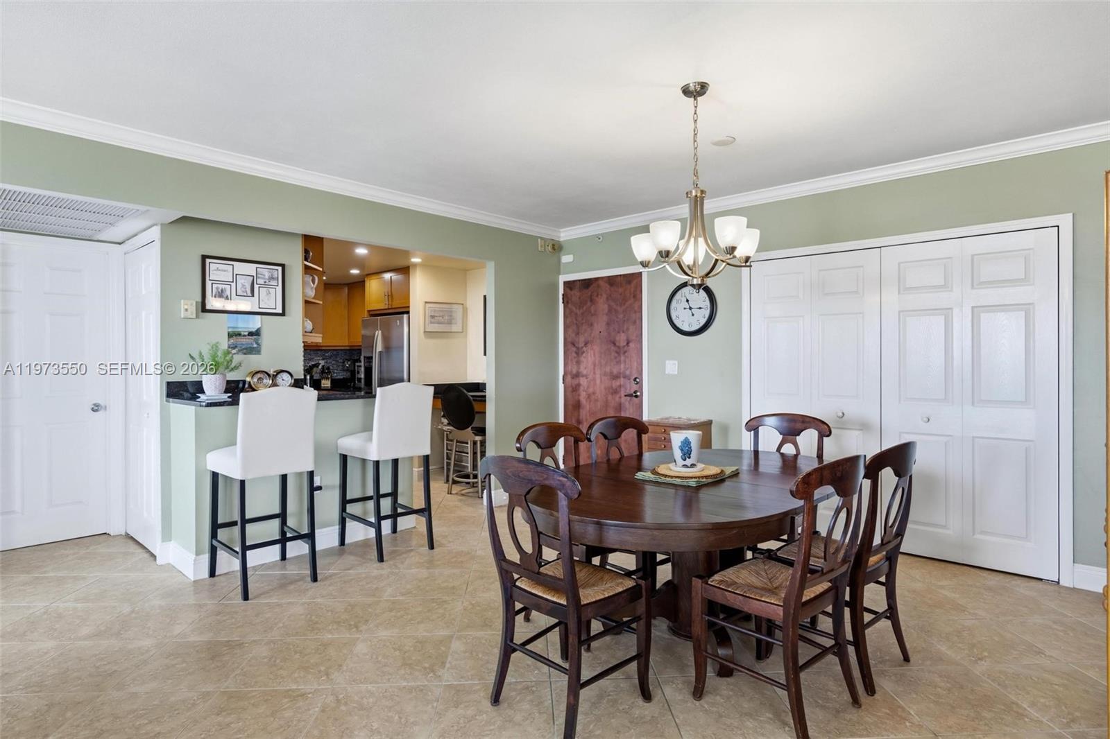 10350 W Bay Hbr Dr #PH-H Bay Harbor Islands, FL 33154