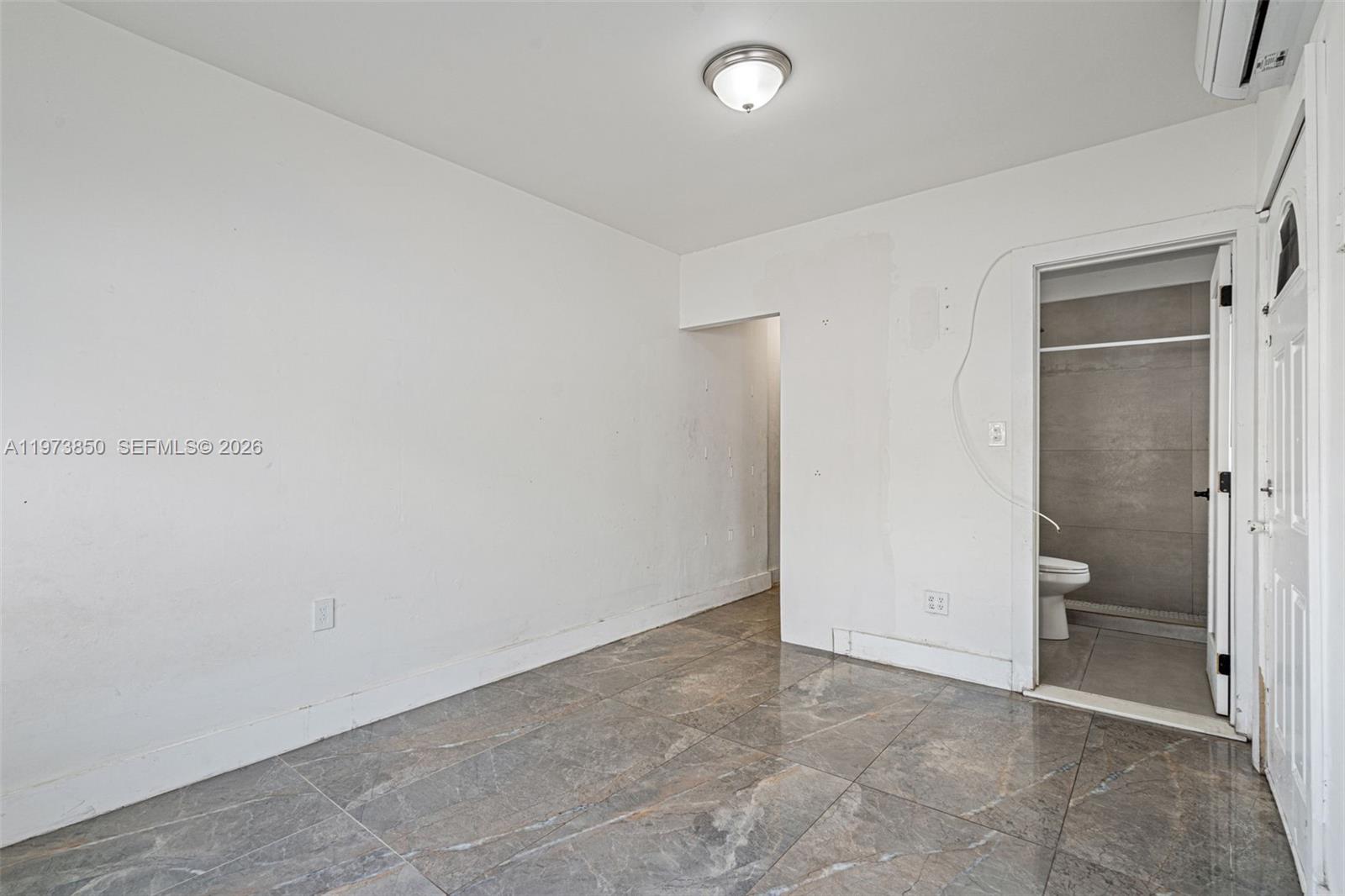 2220 SW 16th Ter Miami, FL 33145