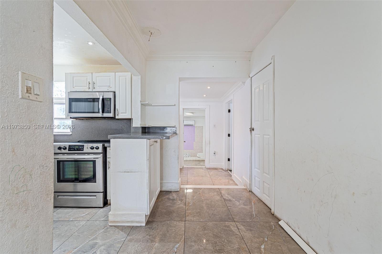 2220 SW 16th Ter Miami, FL 33145