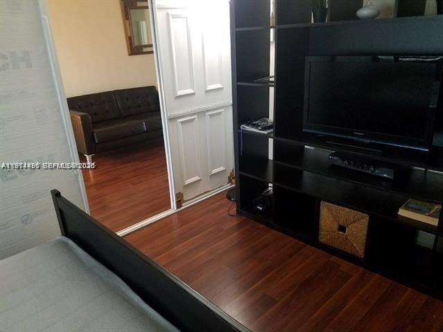 1430 NE 170th St #214 North Miami Beach, FL 33162