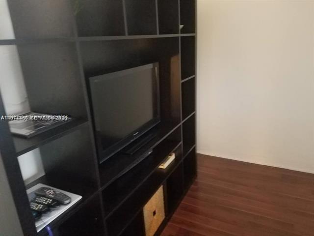 1430 NE 170th St #214 North Miami Beach, FL 33162