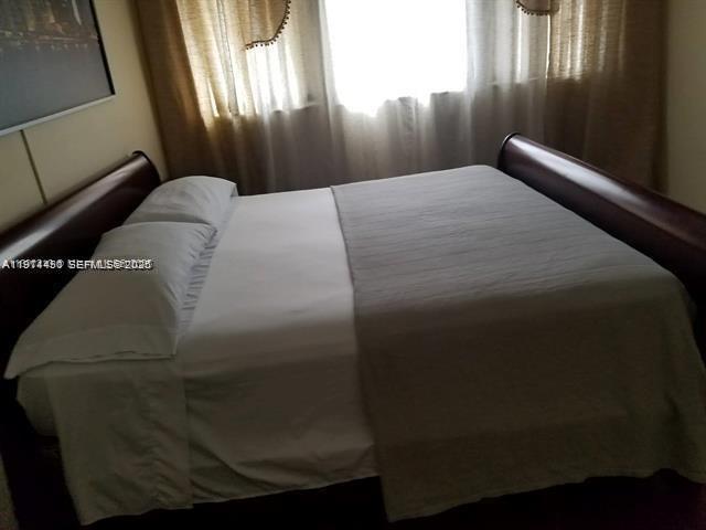 1430 NE 170th St #214 North Miami Beach, FL 33162