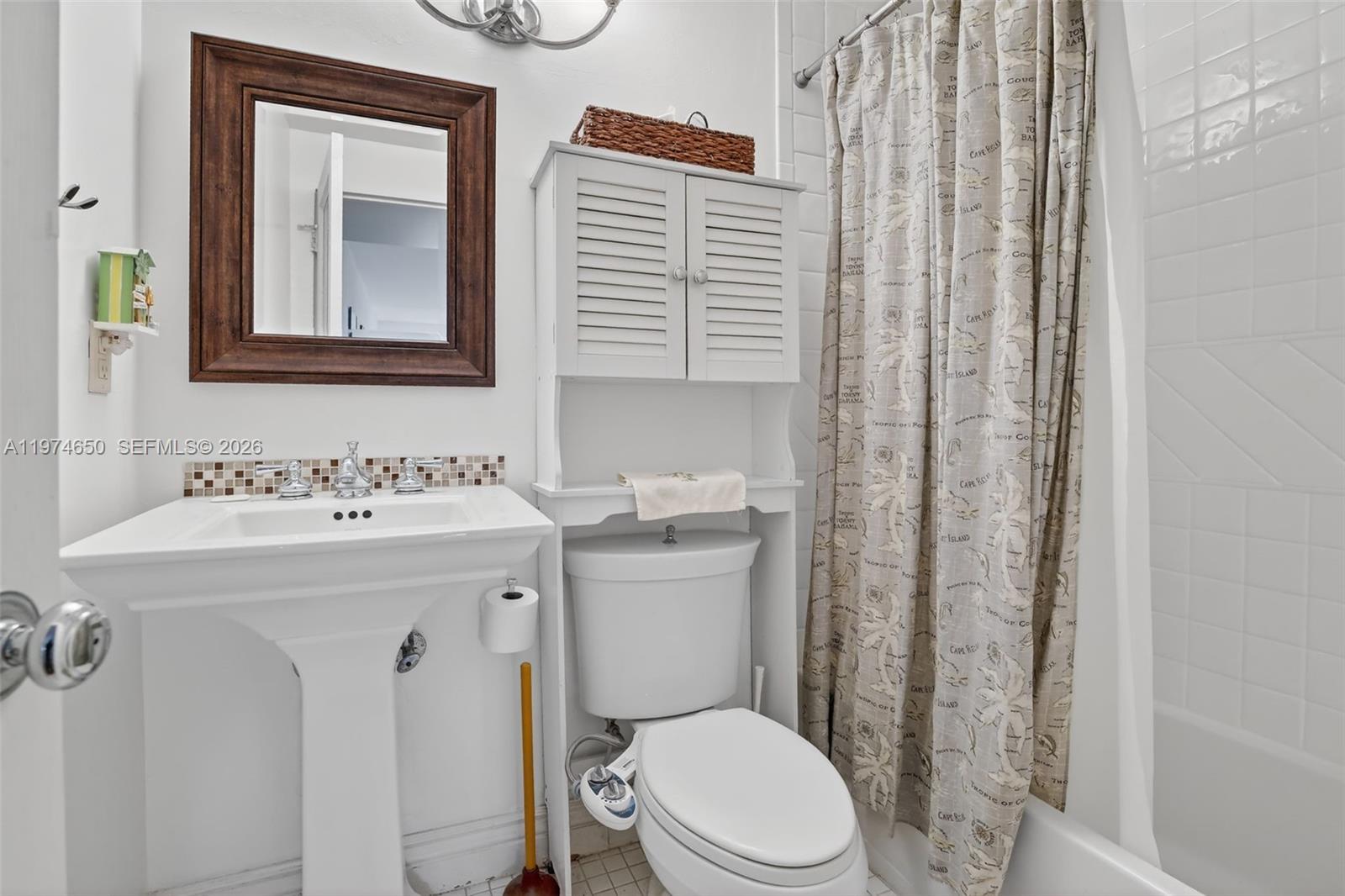 1000 SE 4th St #225 Fort Lauderdale, FL 33301