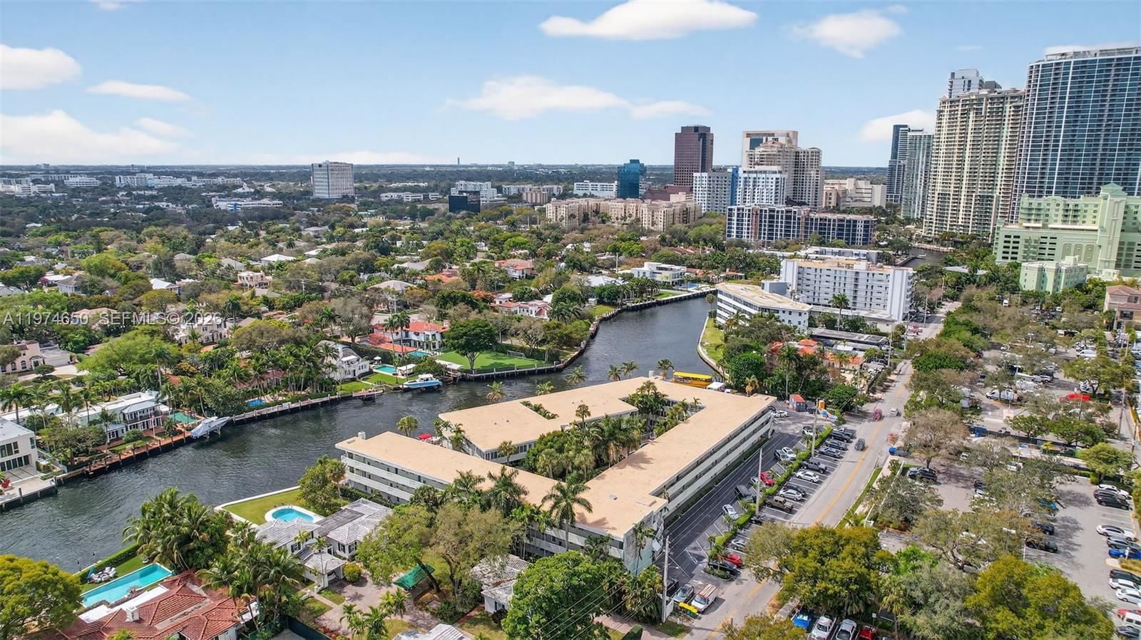 1000 SE 4th St #225 Fort Lauderdale, FL 33301