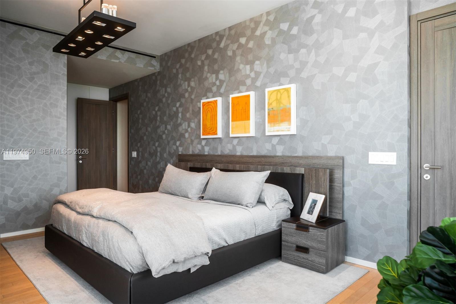 2901 E Collins Ave #1602 Miami Beach, FL 33140