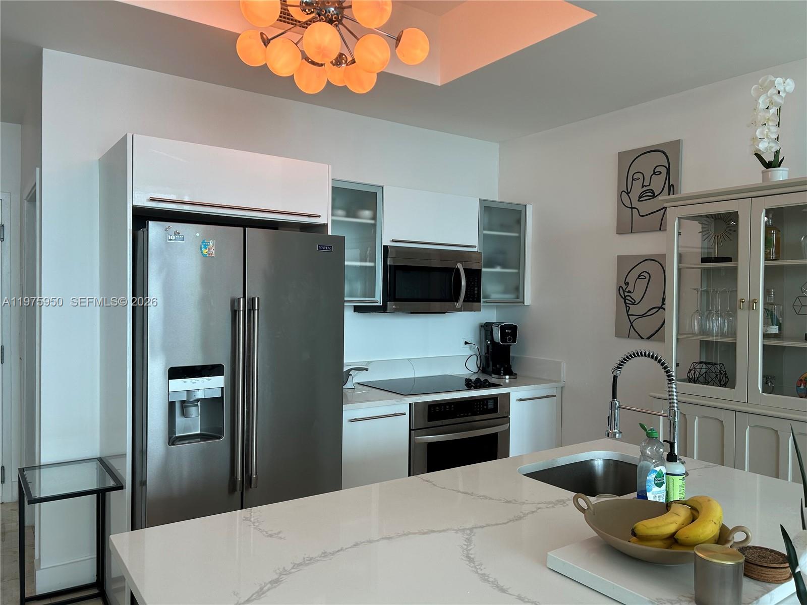 888 Biscayne Blvd #4806 Miami, FL 33132