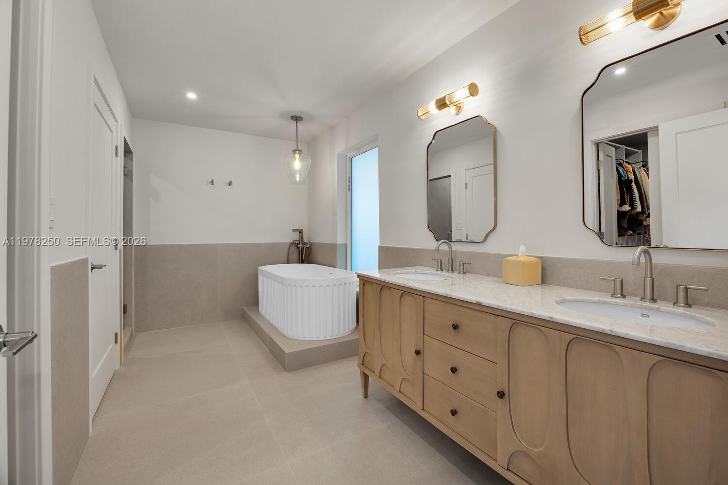 1235 NE 95th St Miami Shores, FL 33138