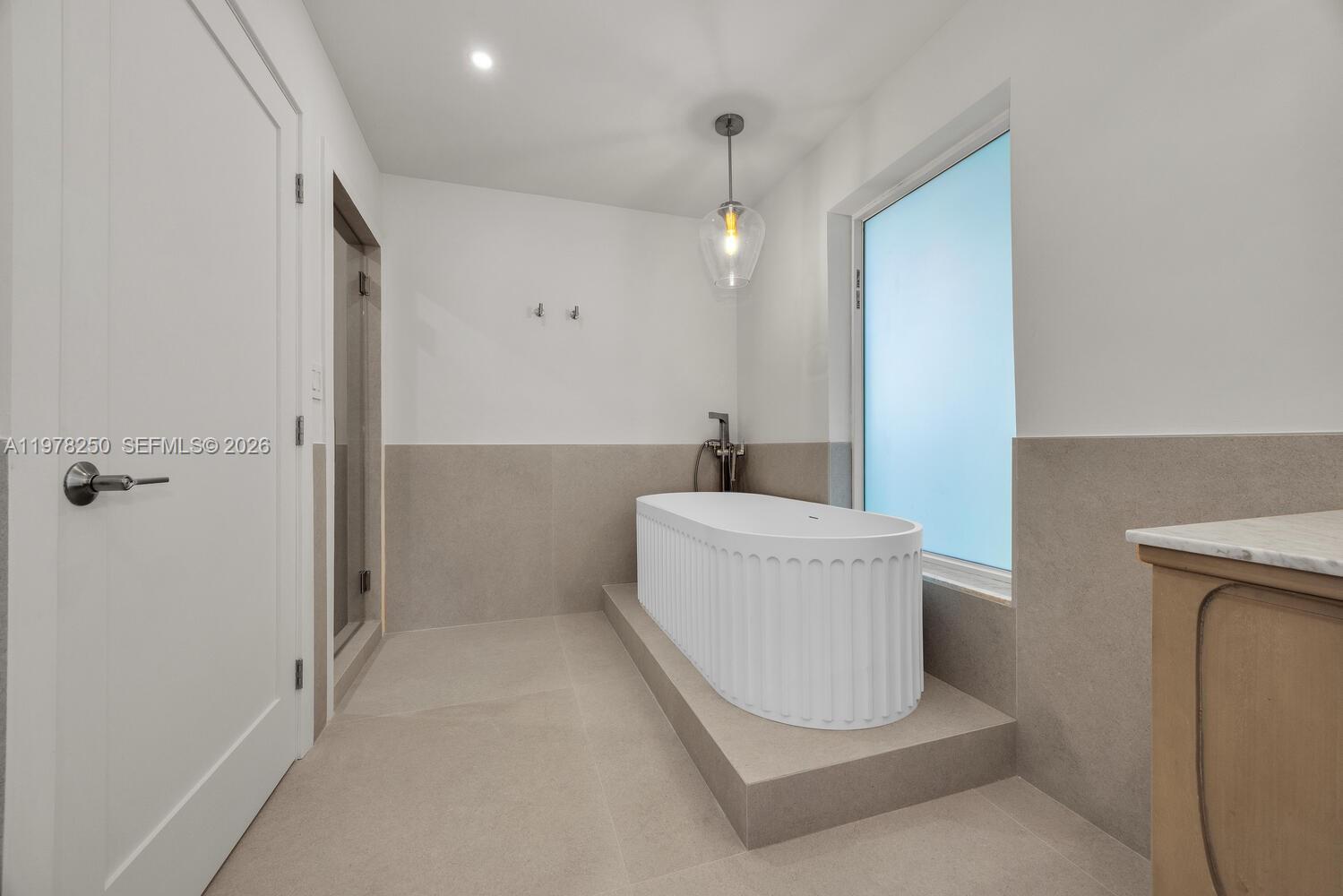 1235 NE 95th St Miami Shores, FL 33138