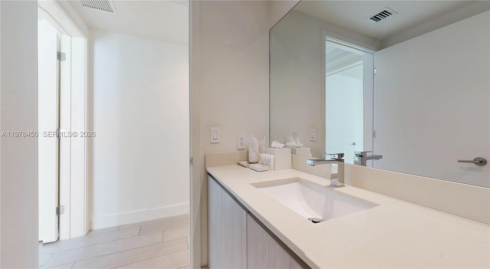 4010 S Ocean Dr #R1004 Hollywood, FL 33019