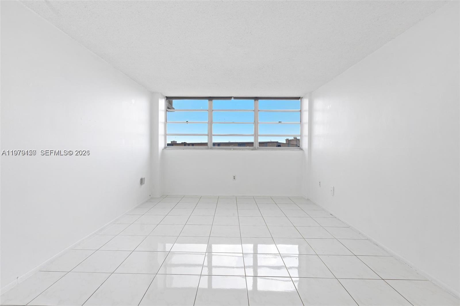 13155 Ixora Ct #406 North Miami, FL 33181