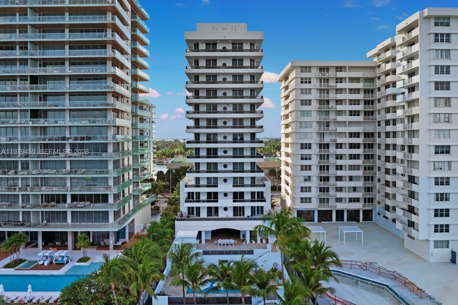 5801 Collins Ave #1200 Miami Beach, FL 33140