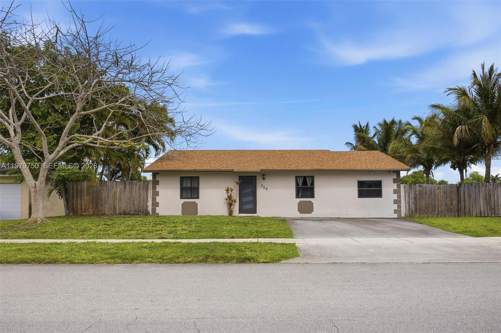 720 SW 81st Ter