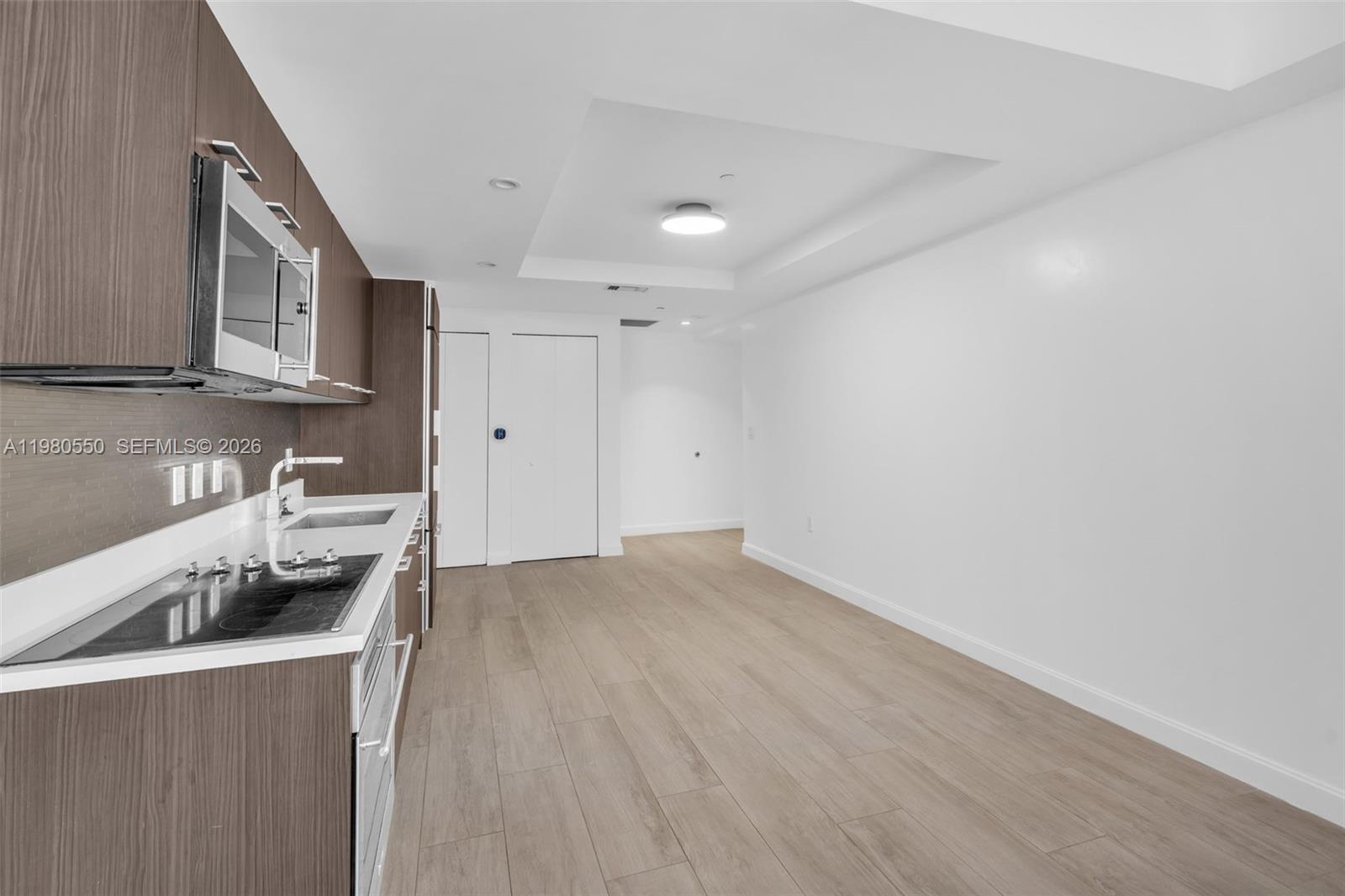 55 SW 9th St #1109 Miami, FL 33130