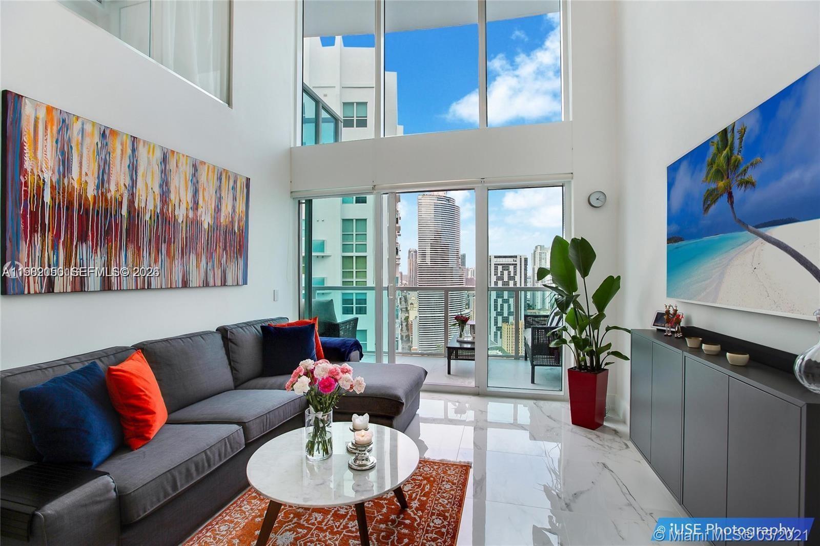 41 SE 5th St #2109 Miami, FL 33131