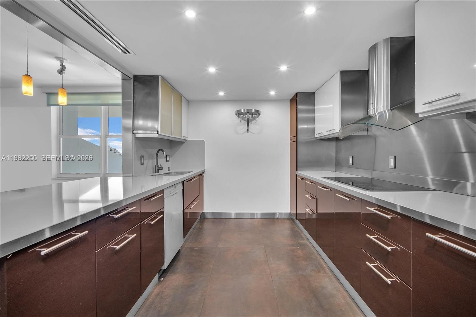 199 Ocean Ln Dr #1009 Key Biscayne, FL 33149