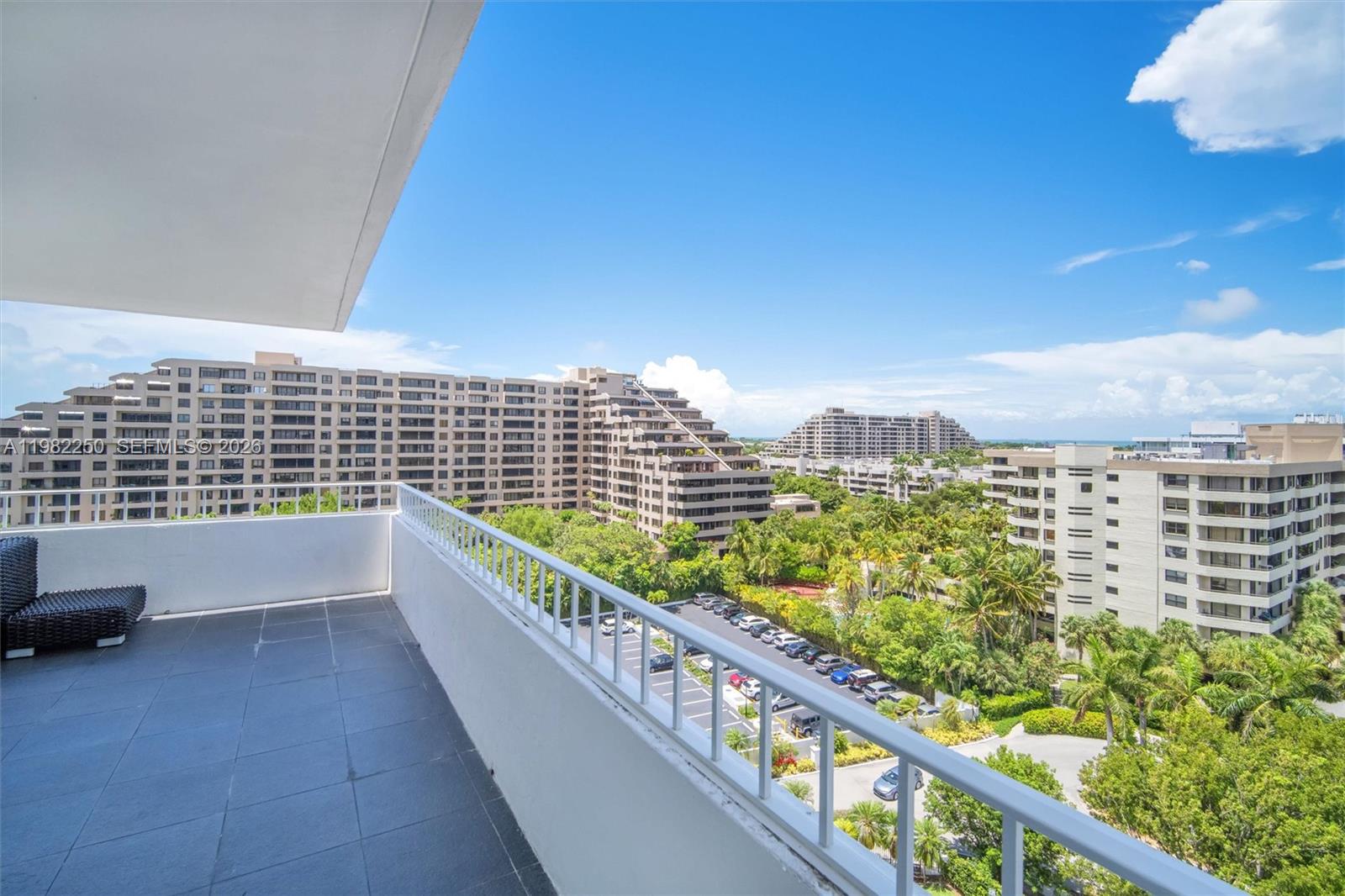 199 Ocean Ln Dr #1009 Key Biscayne, FL 33149