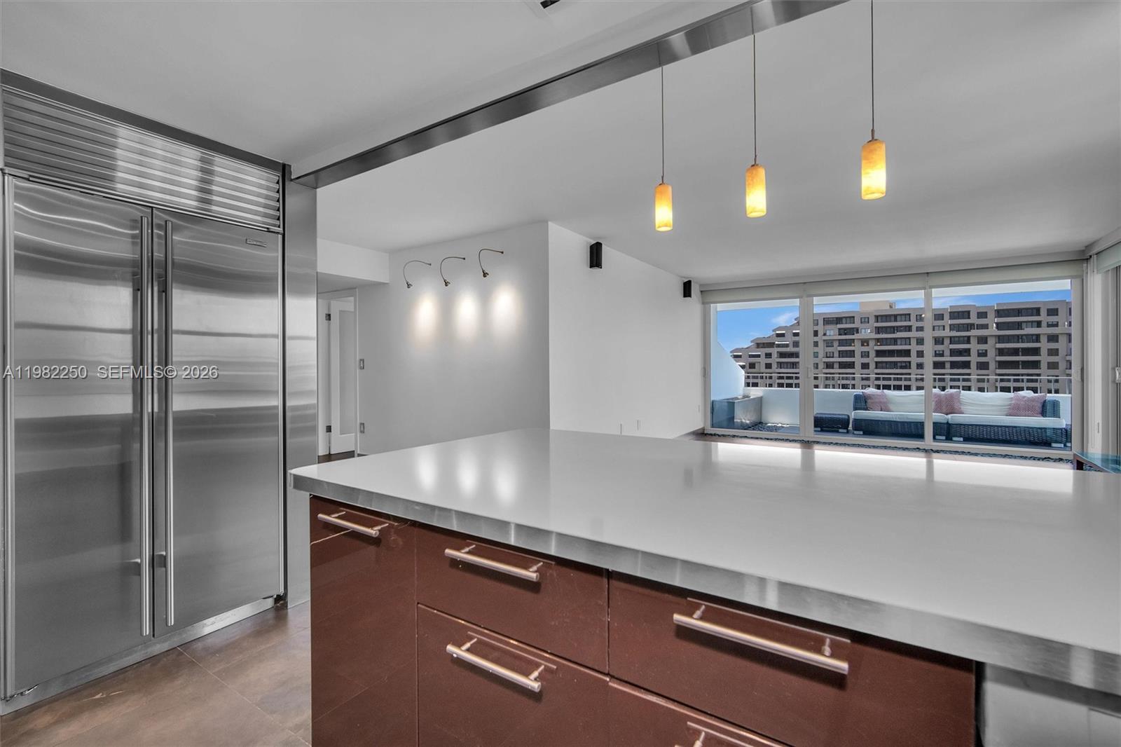 199 Ocean Ln Dr #1009 Key Biscayne, FL 33149