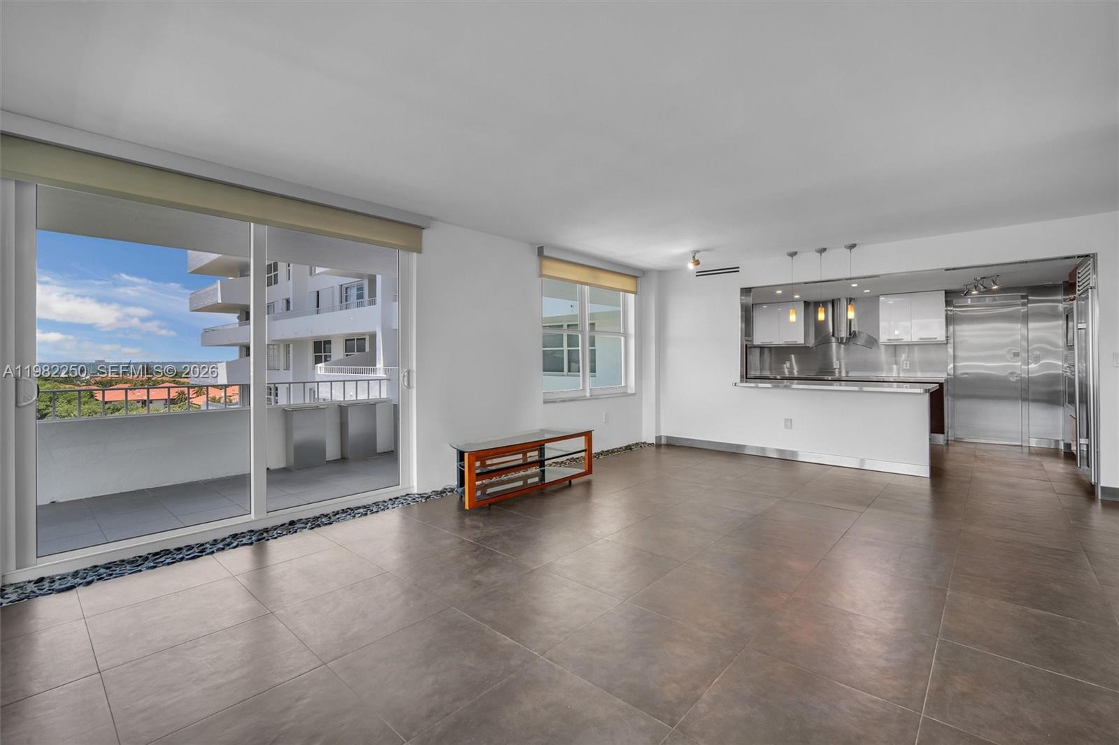 199 Ocean Ln Dr #1009 Key Biscayne, FL 33149