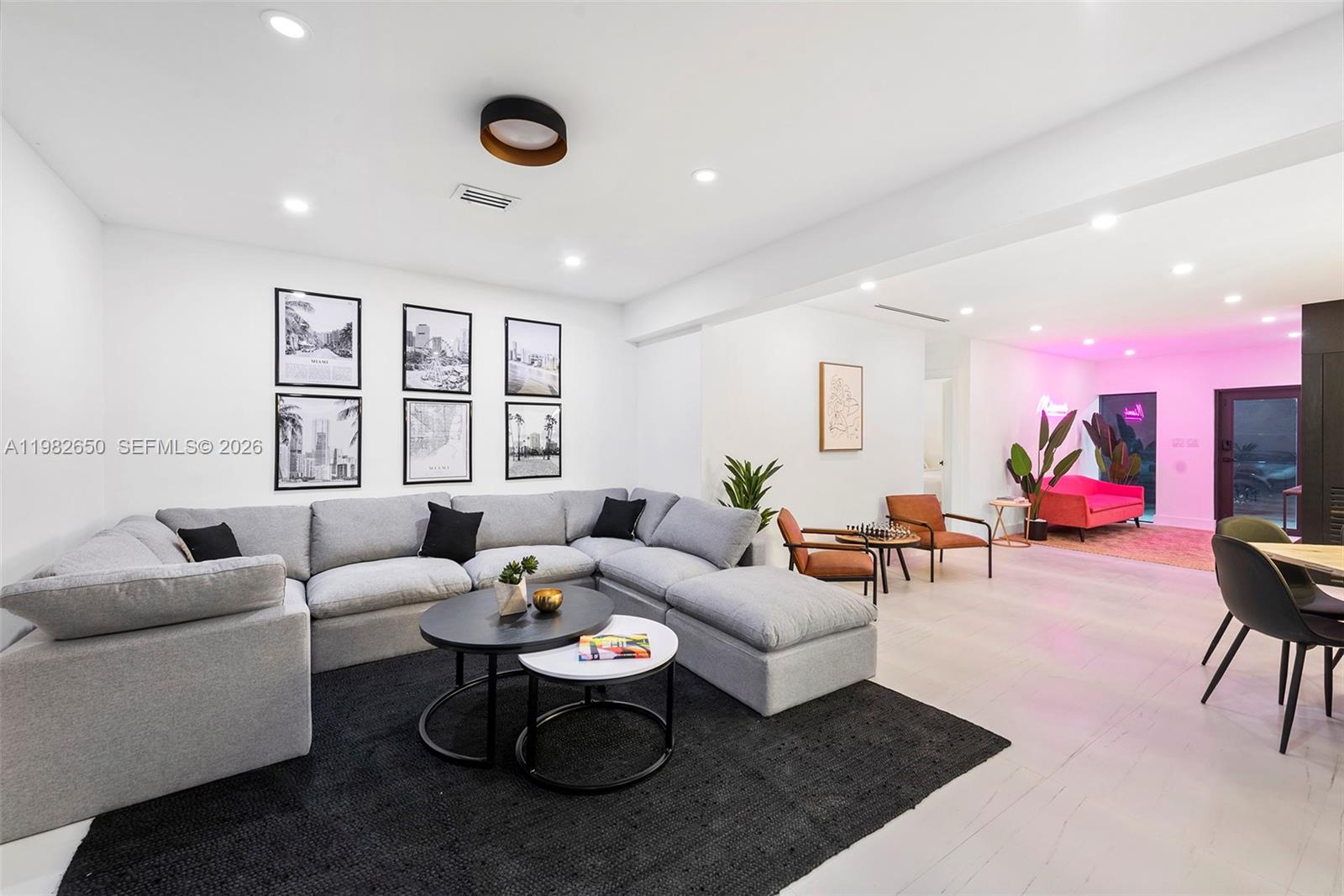 995 NE 107th St Miami, FL 33161