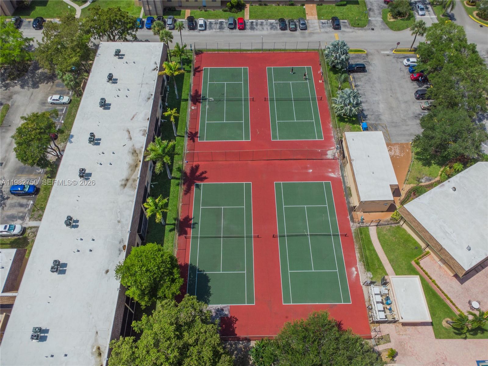 200 Gate Rd #207 Hollywood, FL 33024