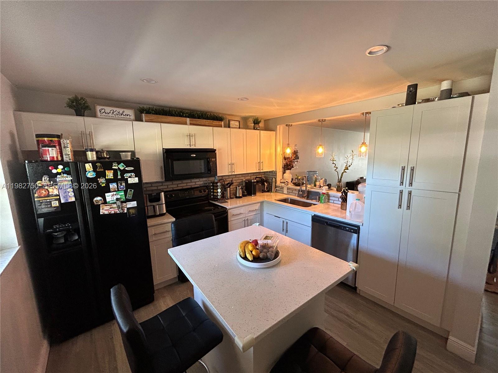 200 Gate Rd #207 Hollywood, FL 33024