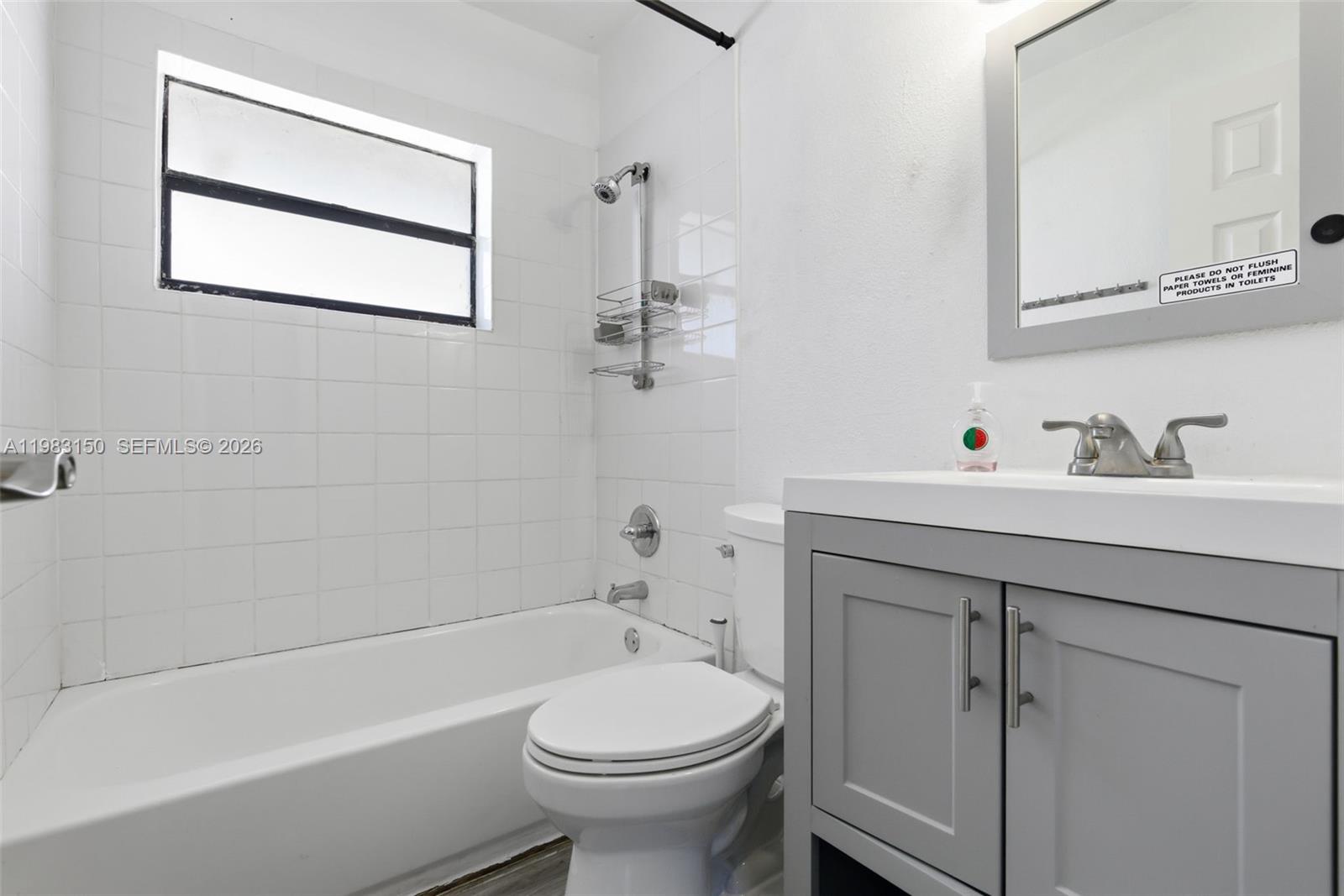 1542 NW 35th St Miami, FL 33142