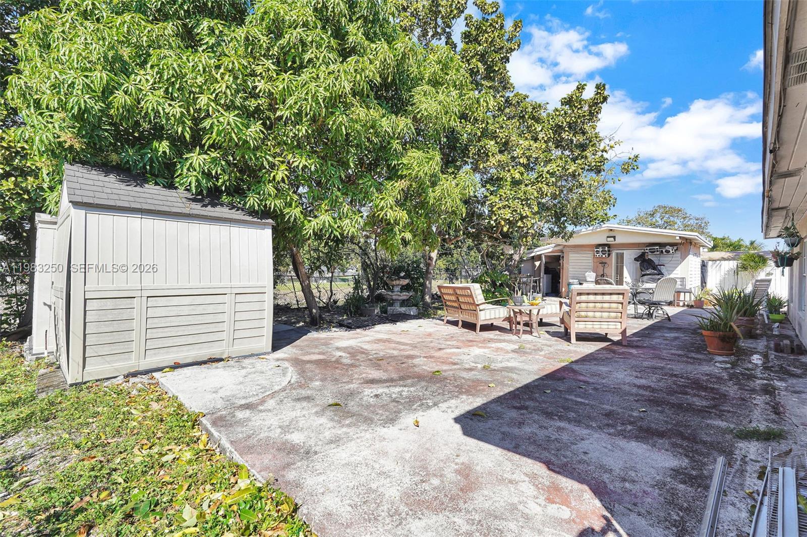 19050 SW 125th Ave Miami, FL 33177