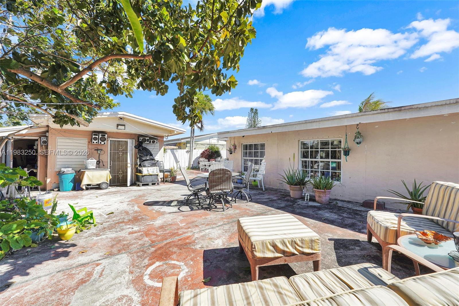 19050 SW 125th Ave Miami, FL 33177