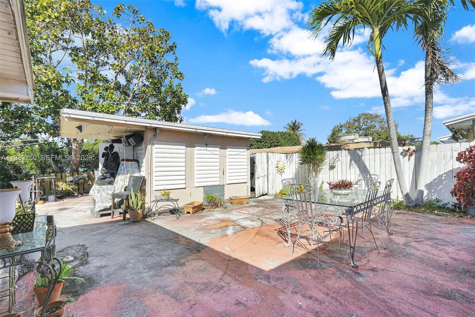 19050 SW 125th Ave Miami, FL 33177