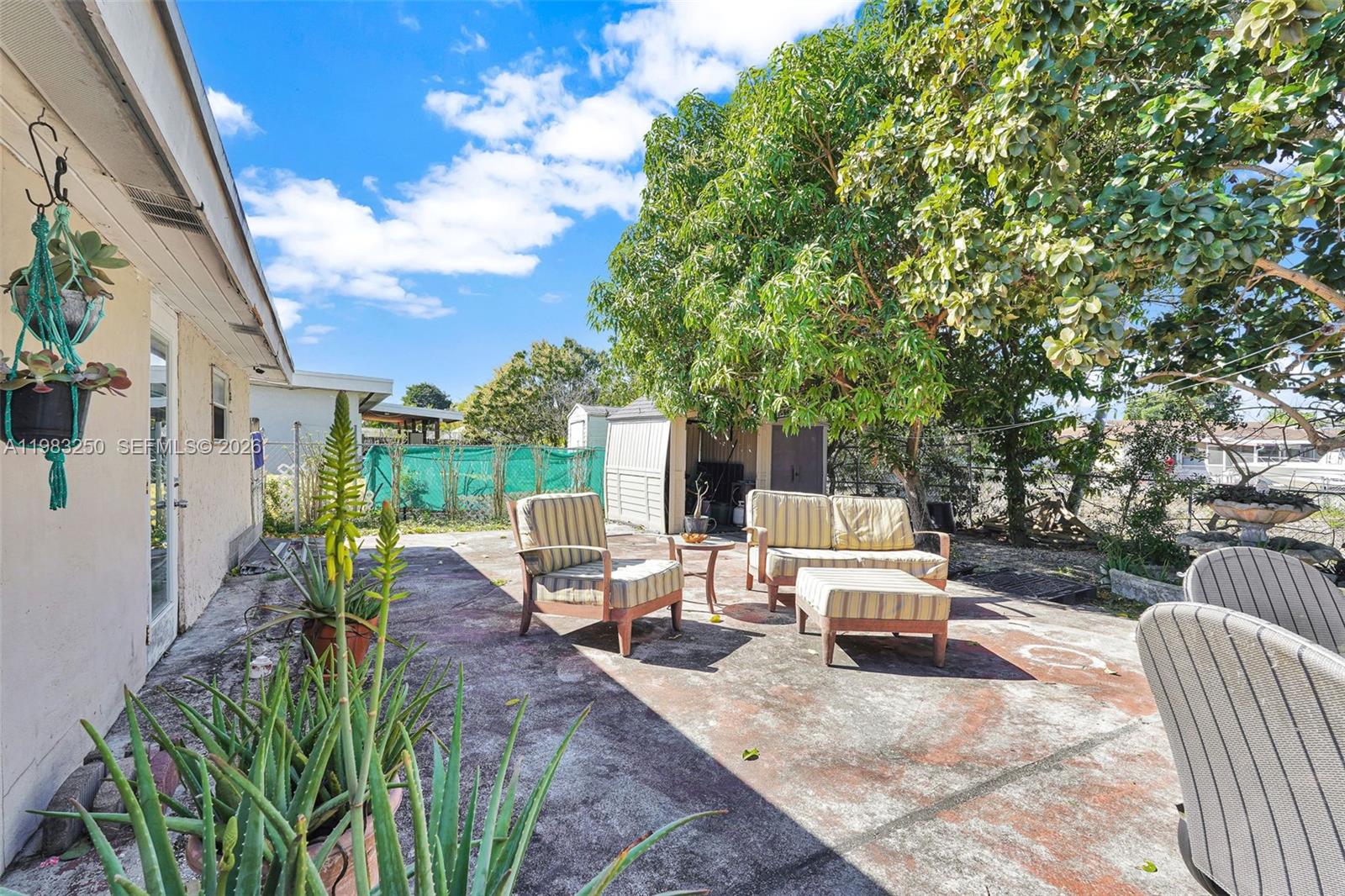 19050 SW 125th Ave Miami, FL 33177