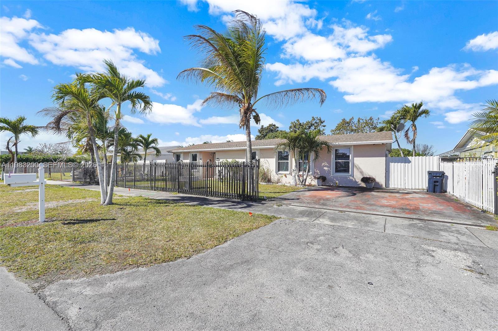 19050 SW 125th Ave Miami, FL 33177