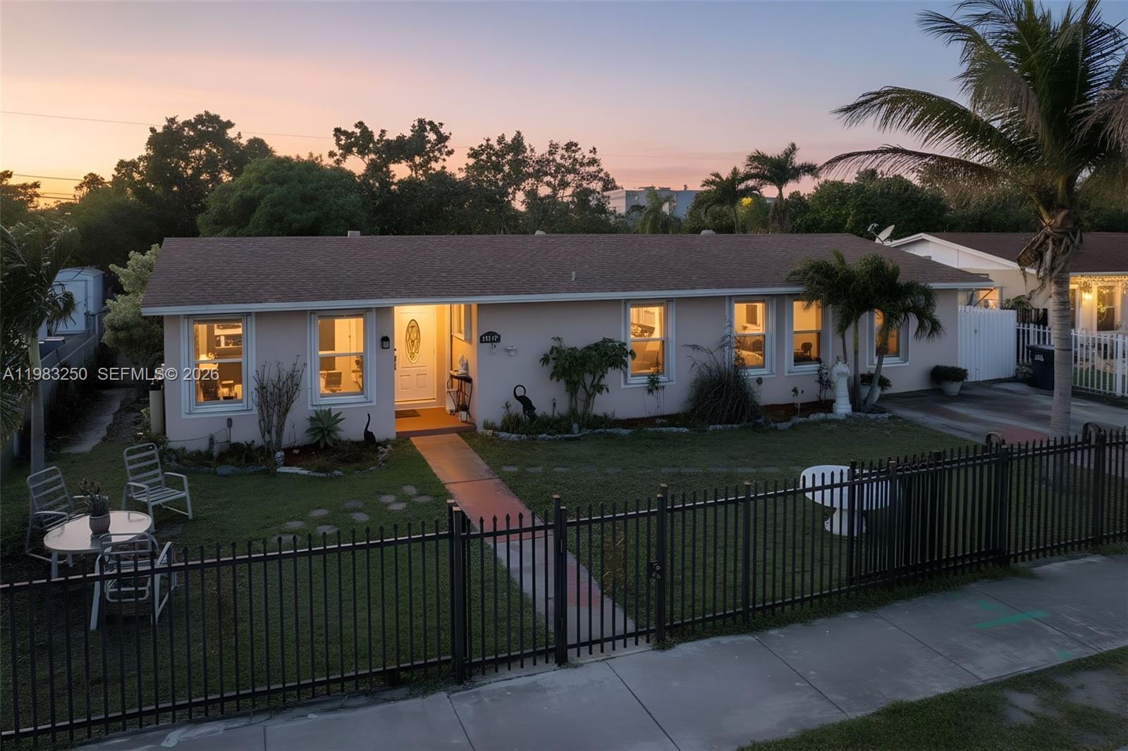 19050 SW 125th Ave Miami, FL 33177