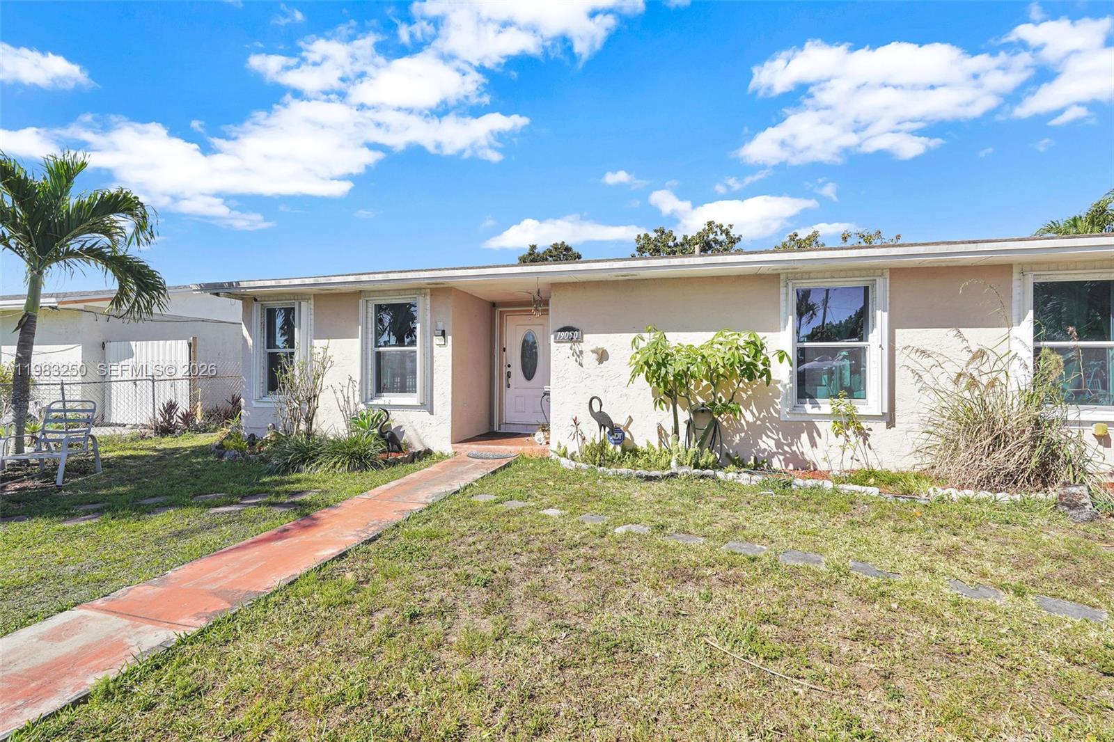 19050 SW 125th Ave Miami, FL 33177