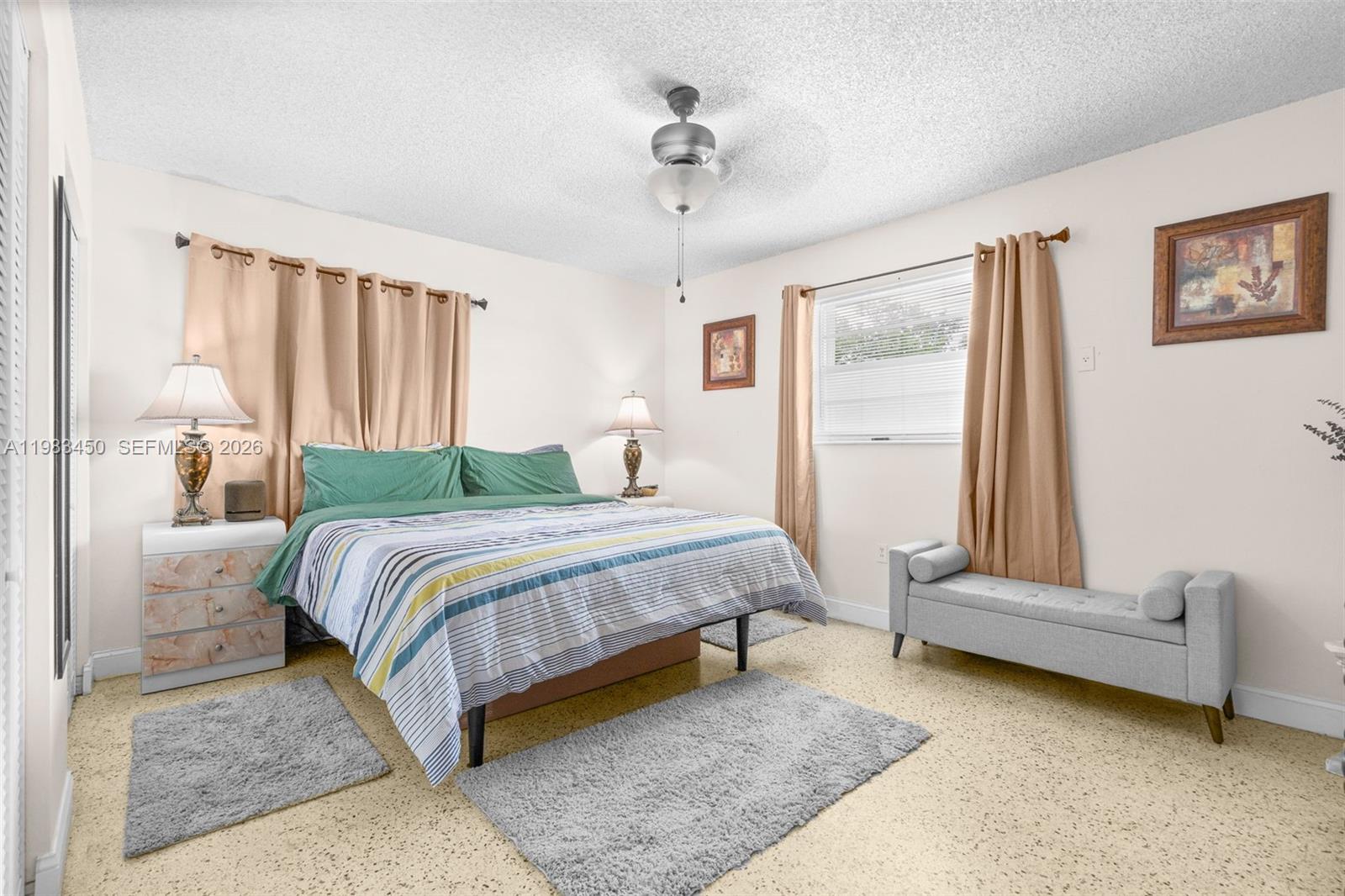 20 W 37th St Hialeah, FL 33012