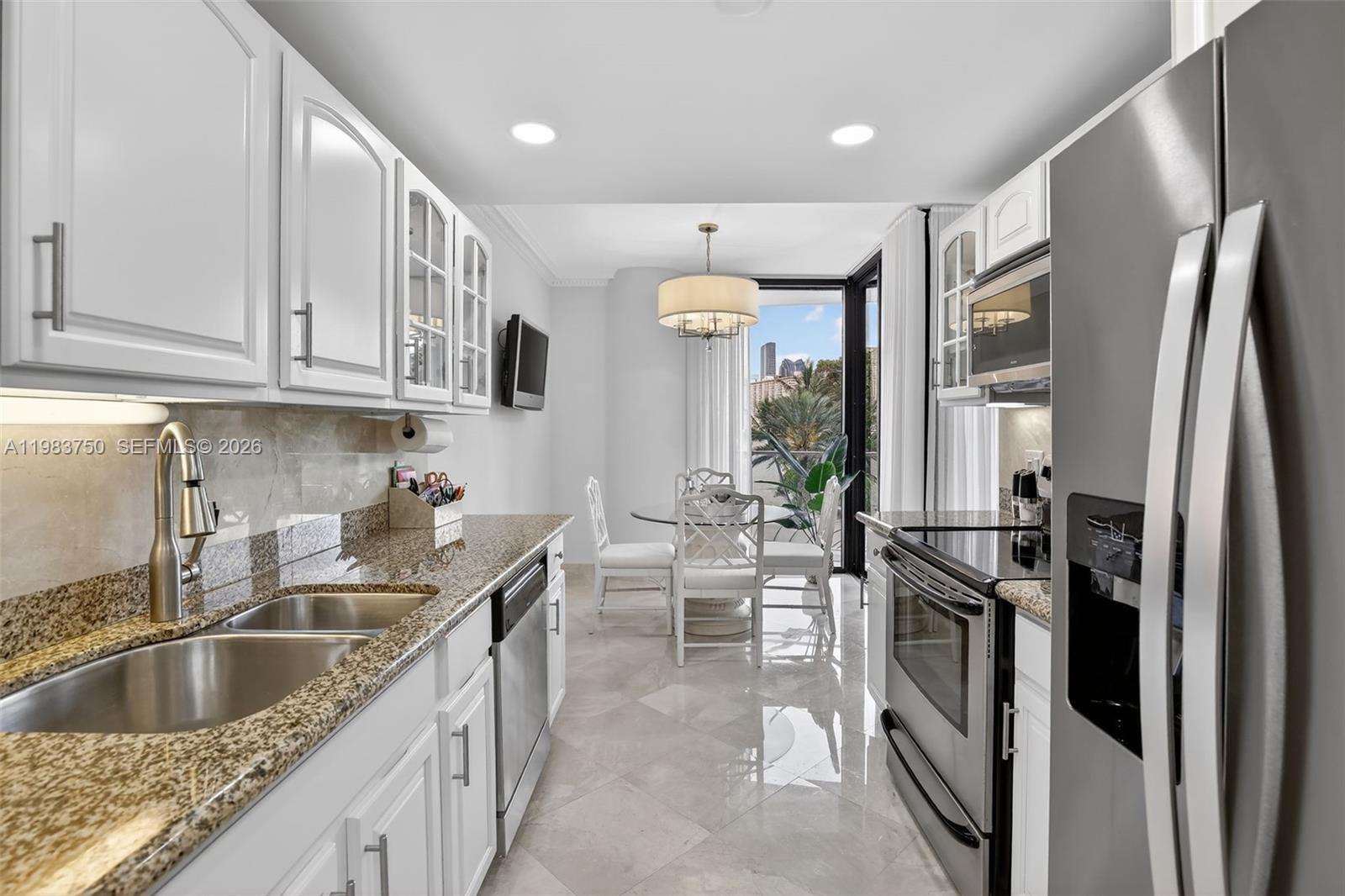 2800 Island Blvd #301 Aventura, FL 33160