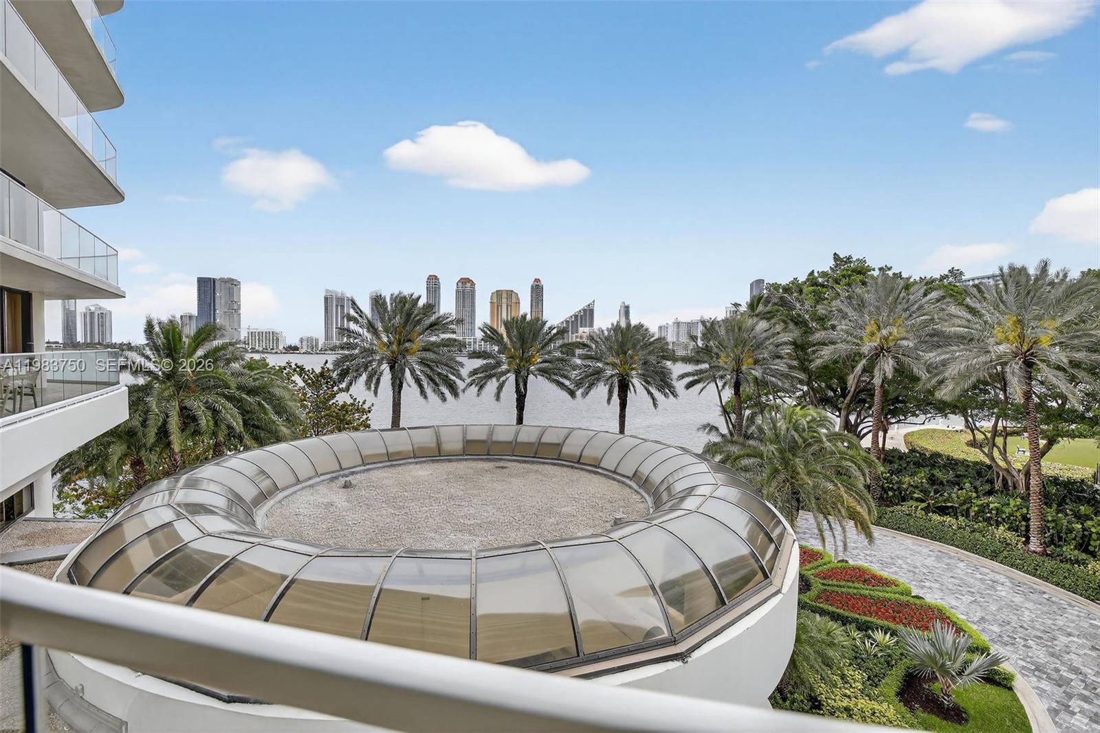 2800 Island Blvd #301 Aventura, FL 33160