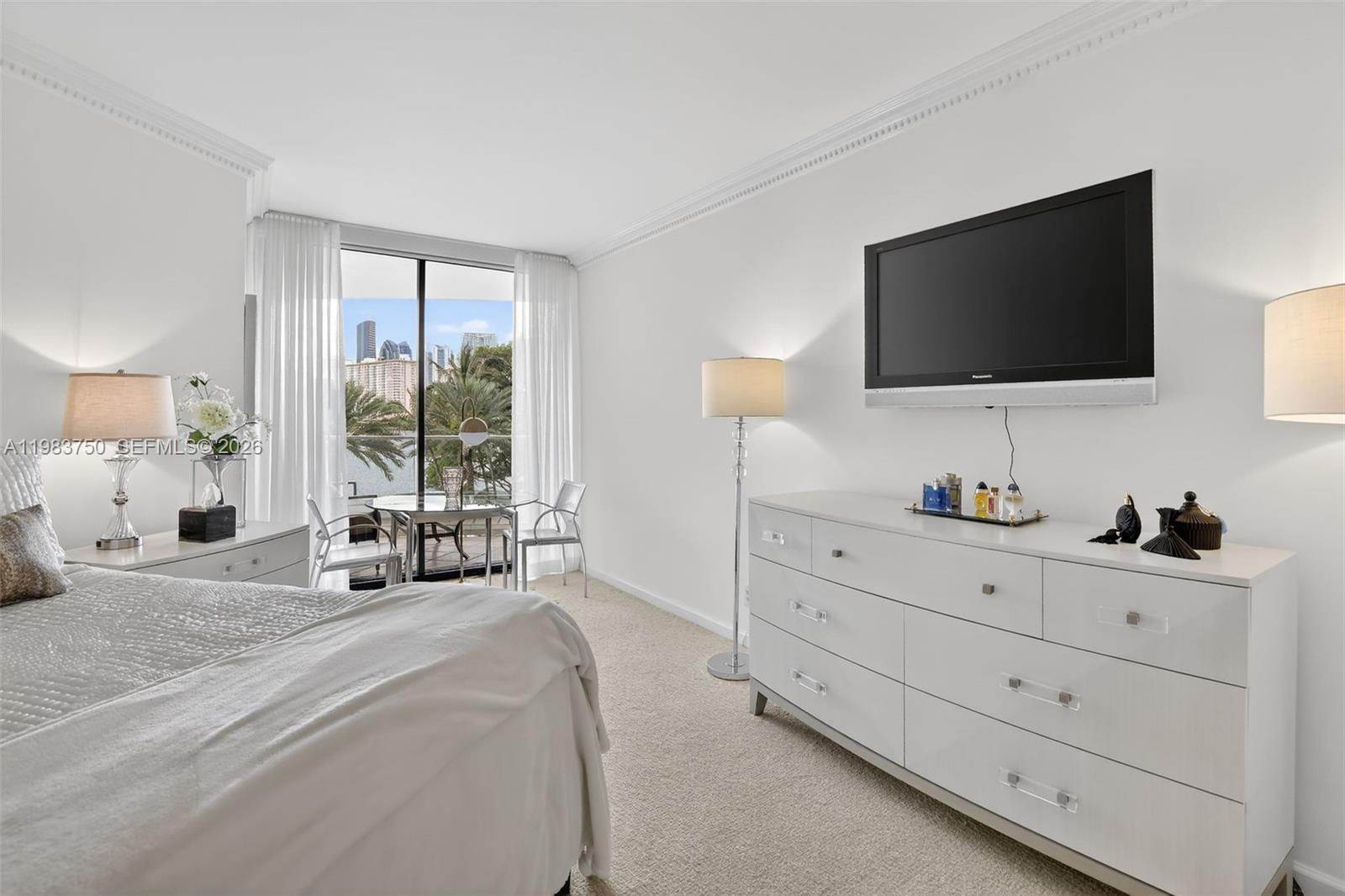 2800 Island Blvd #301 Aventura, FL 33160