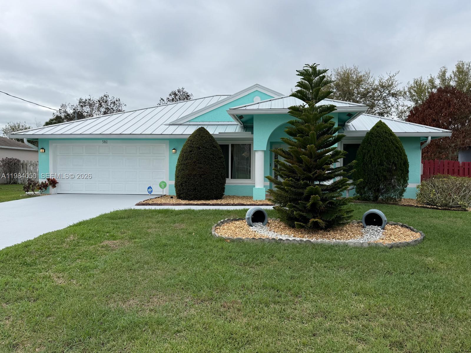 5861 NW Cullom Cir Port St Lucie, FL 34986
