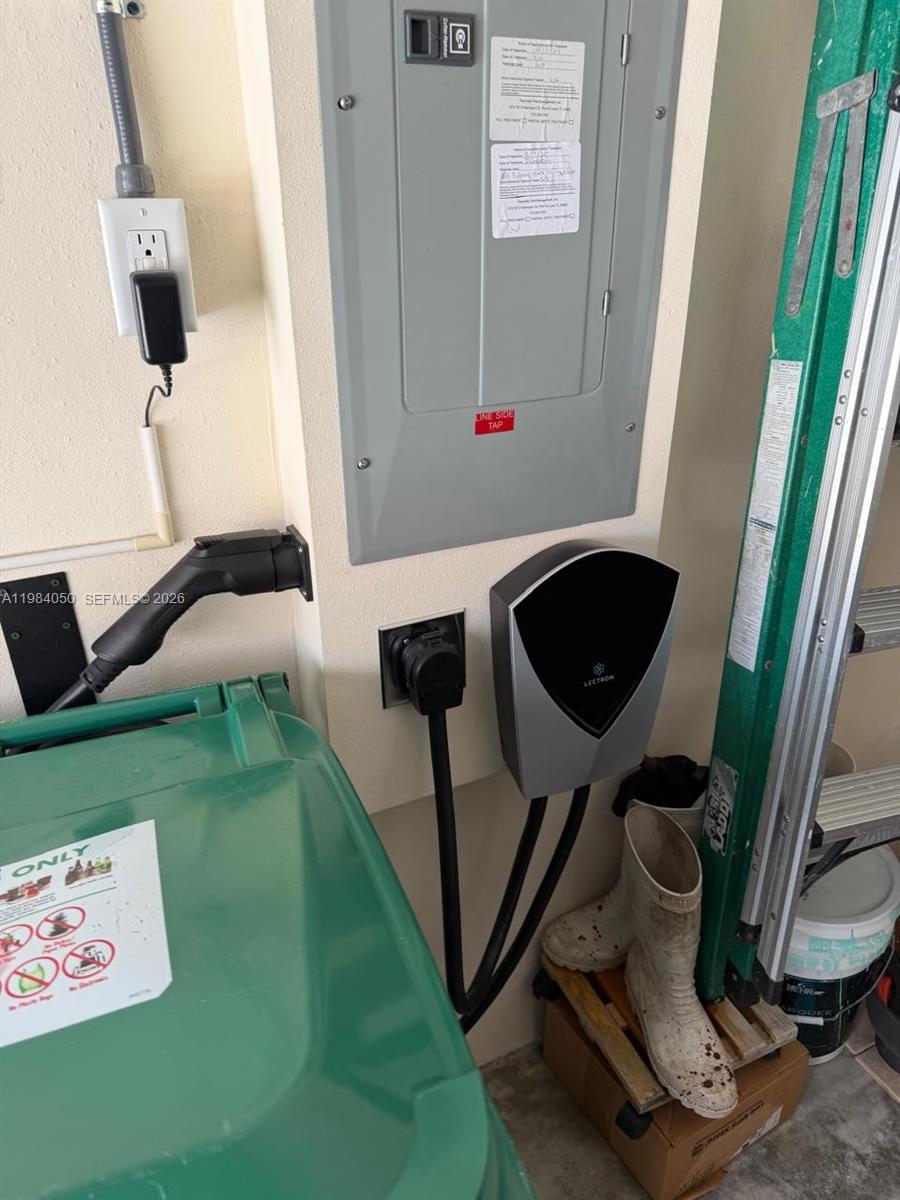 5861 NW Cullom Cir Port St Lucie, FL 34986