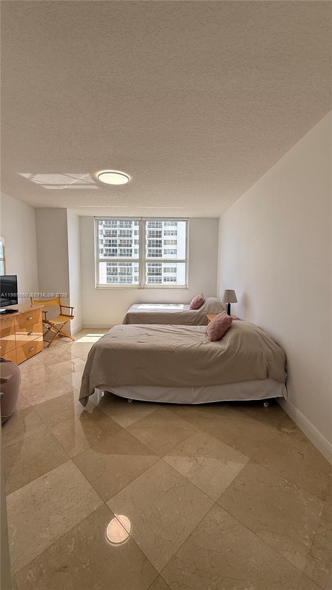 image 2080 Ocean Drive30