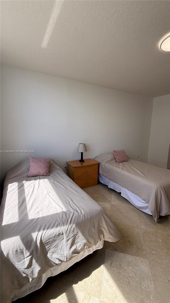 image 2080 Ocean Drive32