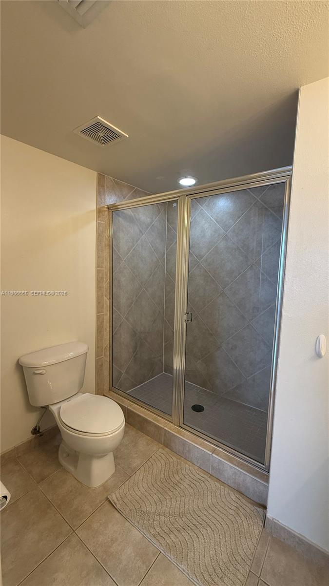 image 2080 Ocean Drive35