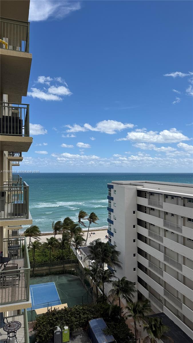 image 2080 Ocean Drive40