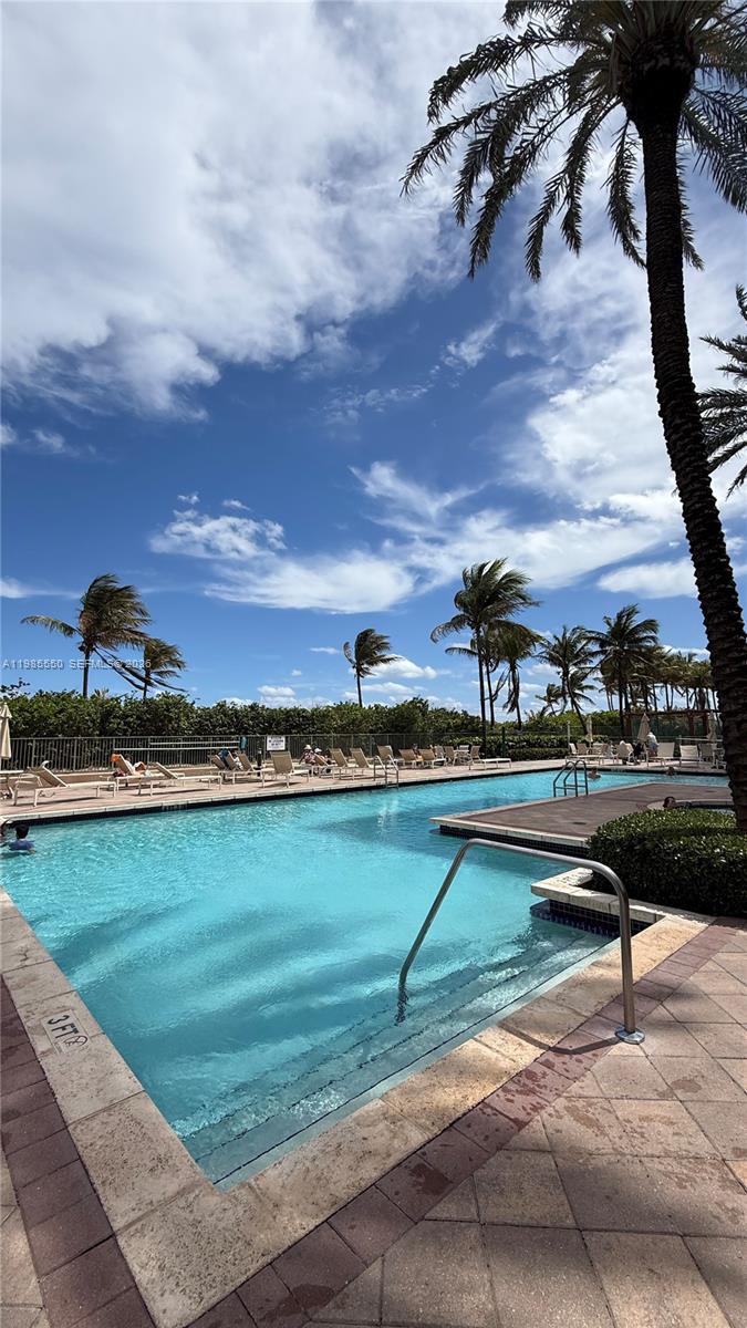 image 2080 Ocean Drive53