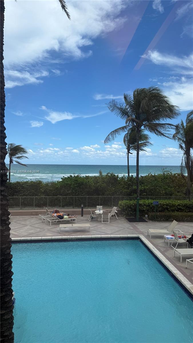 image 2080 Ocean Drive60