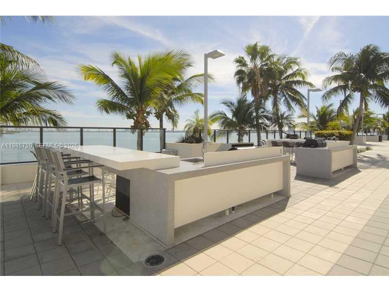 600 NE 36th St #1212 Miami, FL 33137