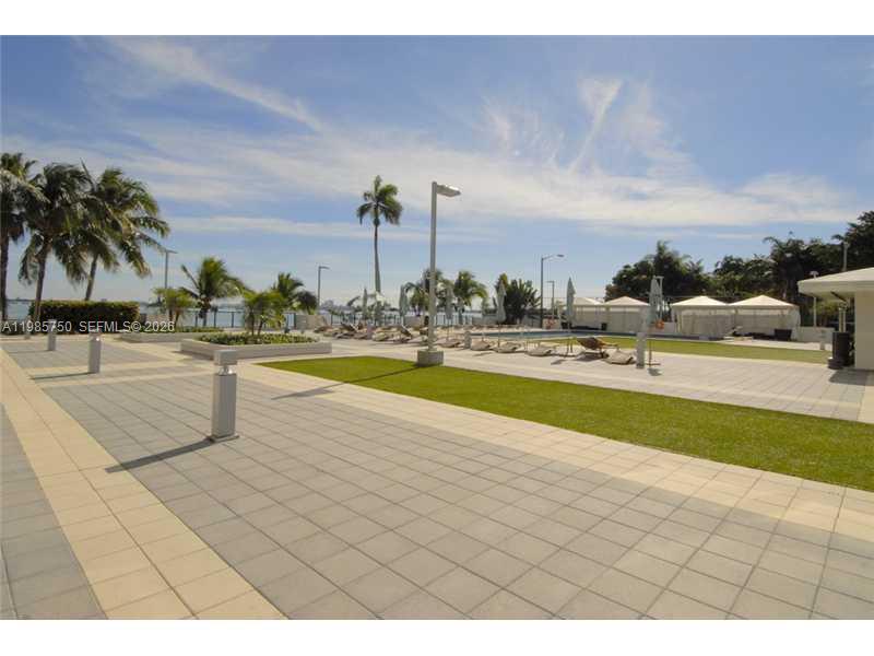 600 NE 36th St #1212 Miami, FL 33137