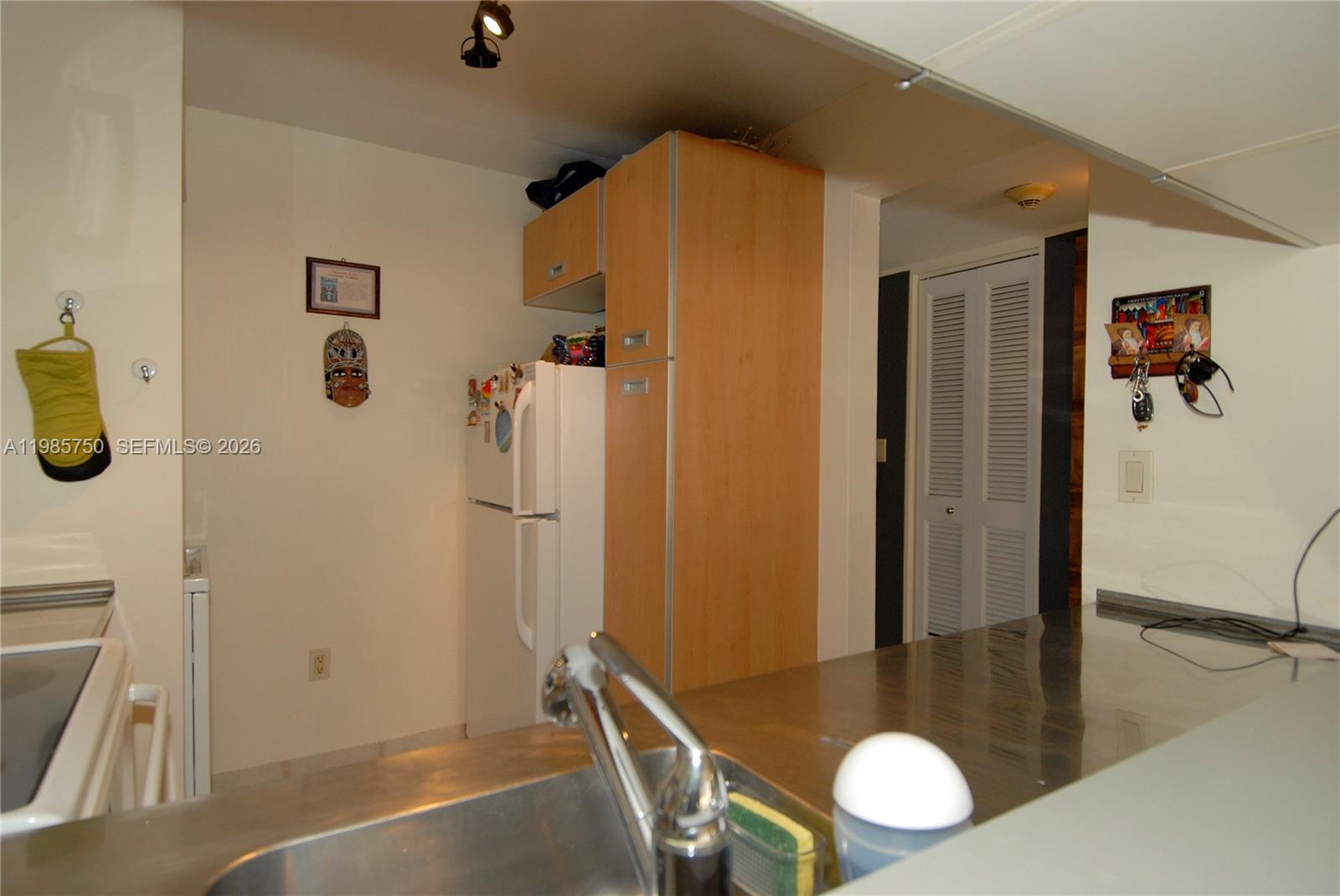 600 NE 36th St #1212 Miami, FL 33137