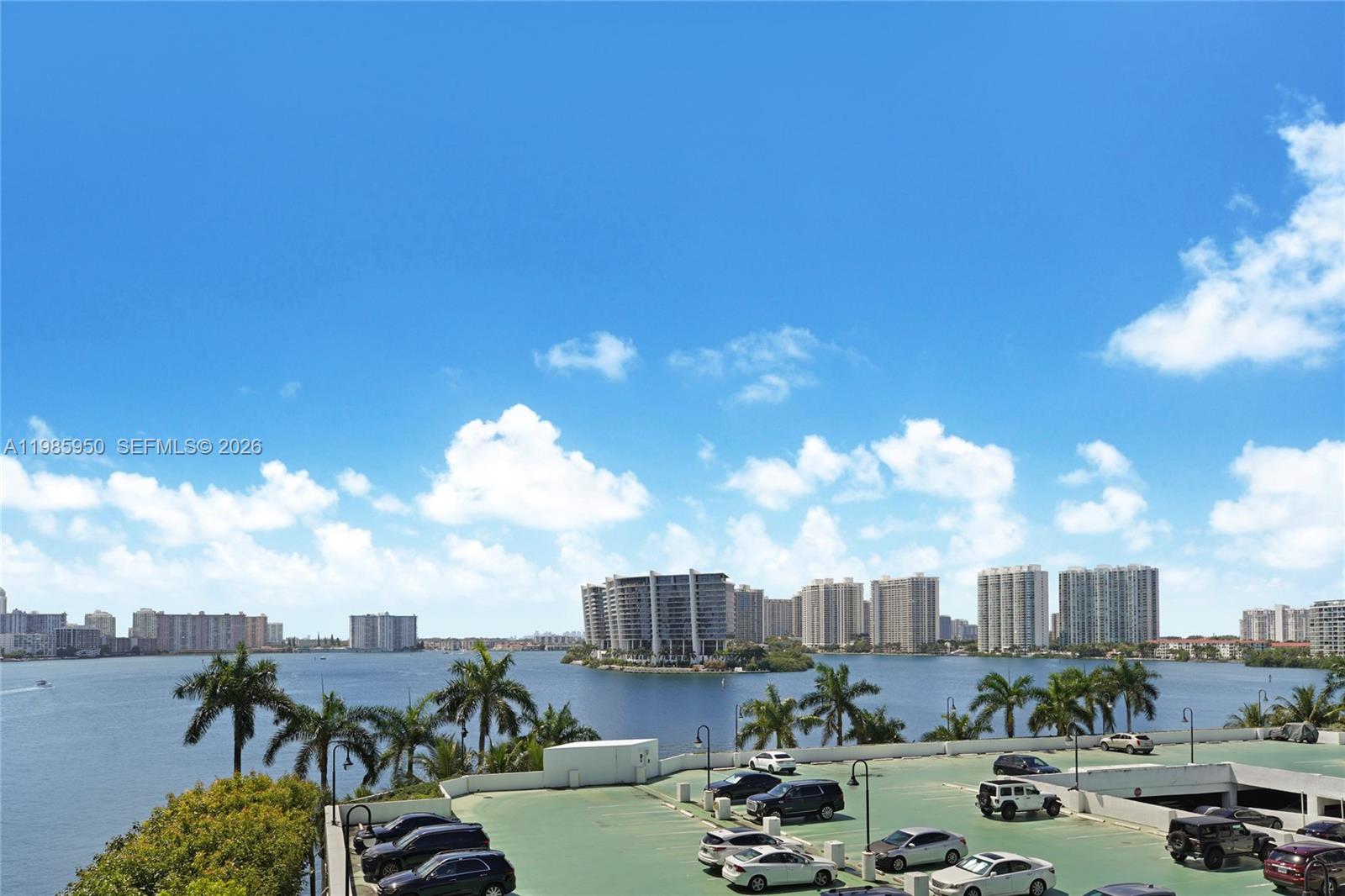 19101 NE 36th Ct #705 Aventura, FL 33180